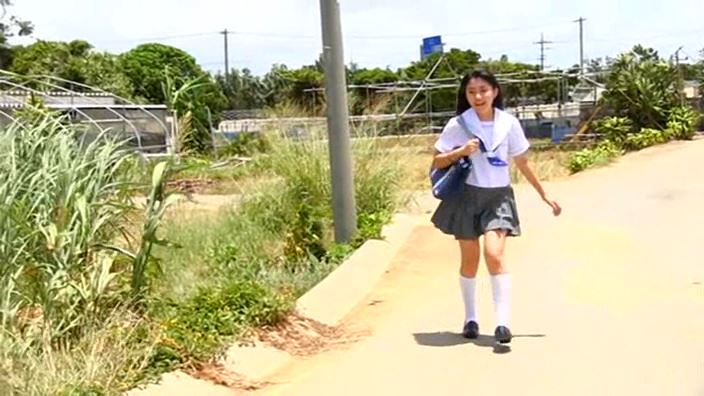 「from 藍らんど 東海林藍」制服歩き