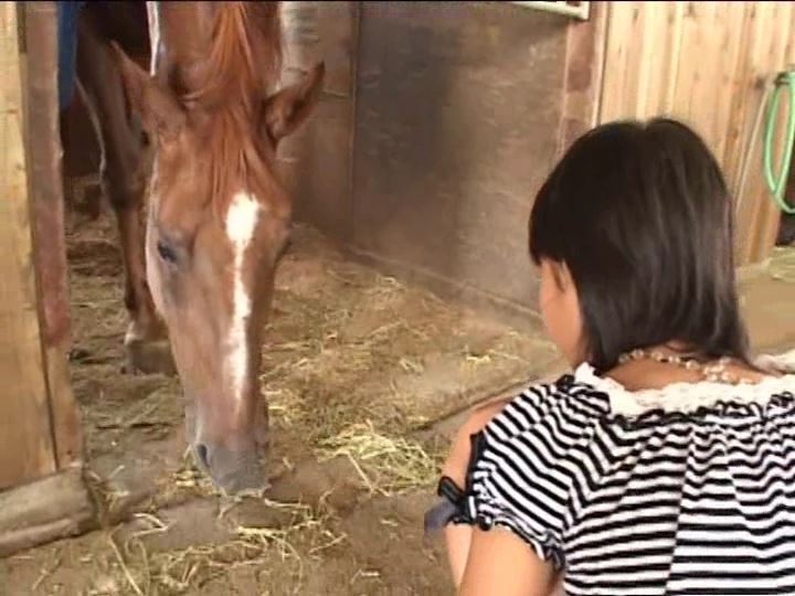 グラマラス「桃瀬なつみ」デニムパンツ馬