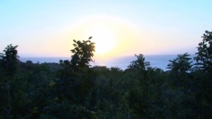 はいびすかす「水野舞」バリ夕景